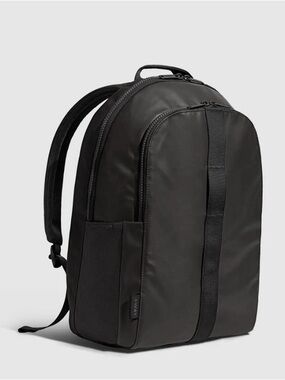 Away F.A.R Active Backpack 26L in Black Weather Resistant - Unisex